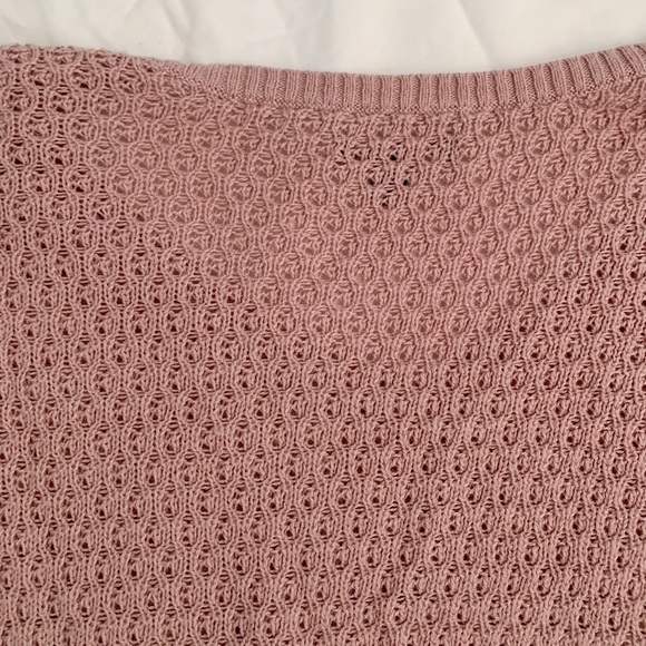 American eagle blush sweater!!! - Picture 4 of 4